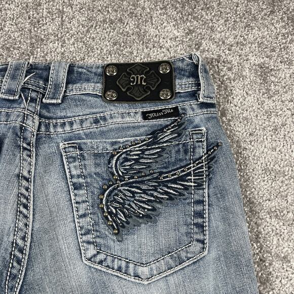 Miss Me Capri Jeans Womens 30 Y2K Angel Wings Embellished Distressed (Sz Tag 28) - Picture 7 of 12